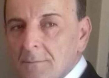 وقالَ الصّمت …