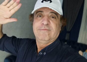 قوم لما مات العزيز