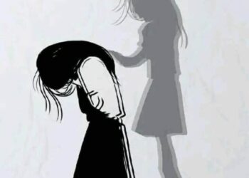 المـــــرأة ، والمجتـــــمع    أوجــه الصراع وآثــاره النفســية