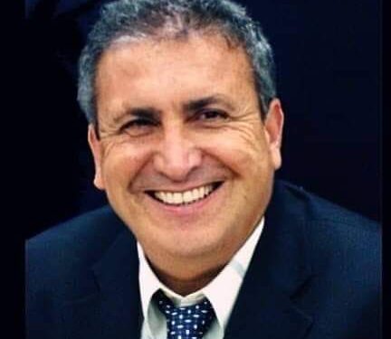 في المقهى … بقلم محمد الغزي