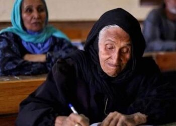 أنجلينا چولي تحتفى بالحاجة زبيدة