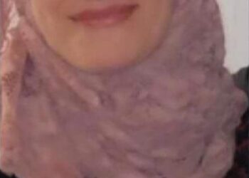 وَقَفَتْ تُلّوحُ للسّراب …