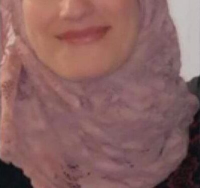 وَقَفَتْ تُلّوحُ للسّراب …