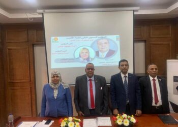 رئيس جامعة الأقصر يفتتح المؤتمر العلمي الثاني لكلية الألسن