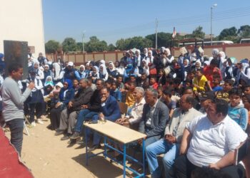 أغاني الفلكلور الصعيدي الشعبي في فعاليات “حياة كريمة” في أرمنت