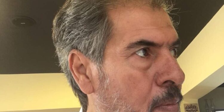 الأديب حافظ محفوظ يكتب …قصّتان قصيرتان جدّا