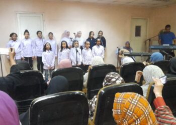 بالشعر والموسيقى والندوات.. أبناء أسوان يحتفلون بست الحبايب.