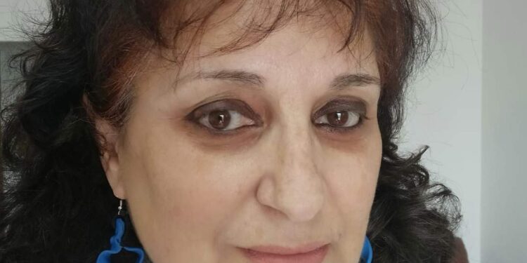 دَعُــونَــا نُـغَـنِّـي …