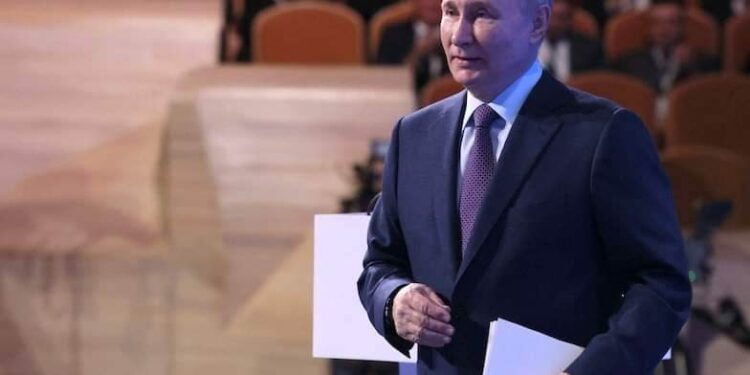 الجنائية الدولية تصدر مذكرة اعتقال لبوتين