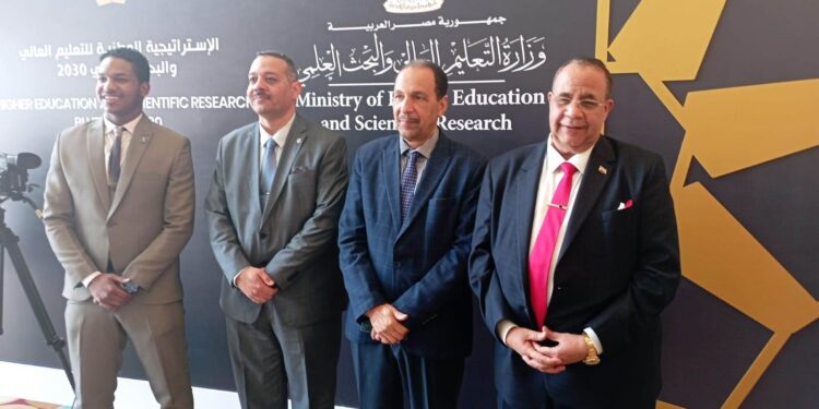 رئيس جامعة الأقصر يشهد فعاليات إطلاق الإستراتيجية  الوطنية