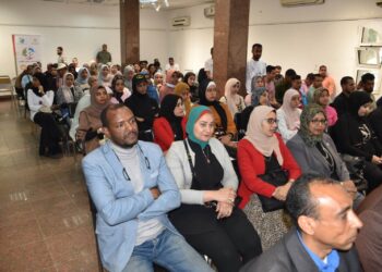 ندوة عن الجواز المبكر جوازها قبل18يضيع حقوقها بجامعة الأقصر…