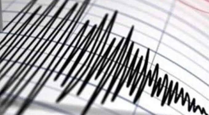 زلزال جديد بقوة 5 ريختر يضرب جزيرة إيتوروب