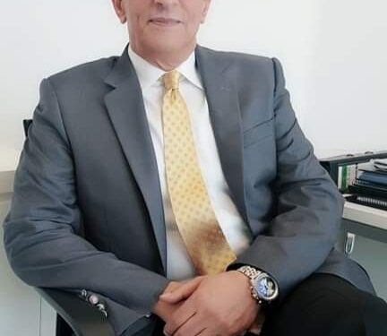 نختارُ زاويةَ المكانِ …