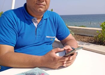 قيثارة اللحظة