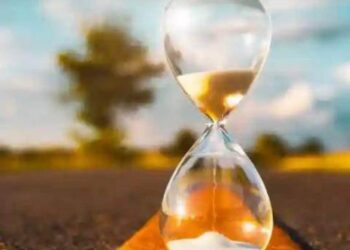 بـيـنـي وبـيـنـك …