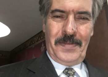 أُغْـنِـيَـتِـي …