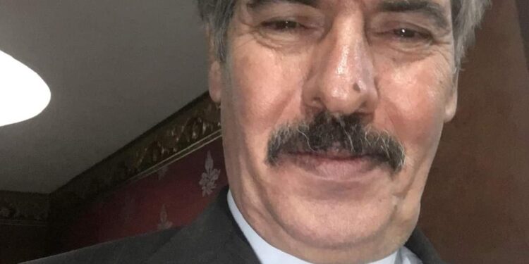 أُغْـنِـيَـتِـي …