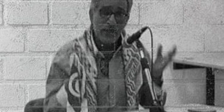 بيان عاشق البوصلة