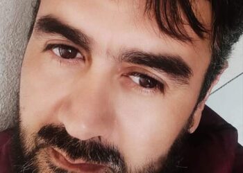 قــل لــي …