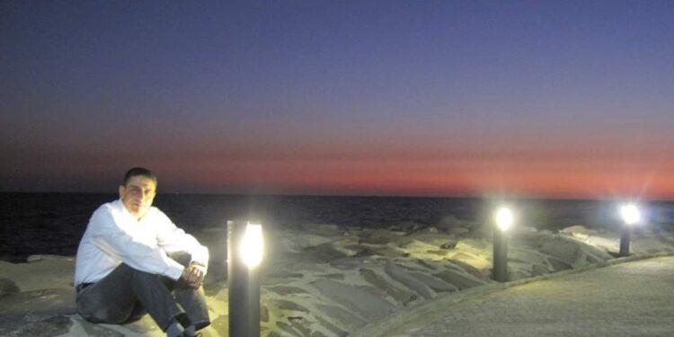 هاتِ اليقينَ مع الشكوكِ