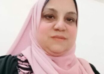 وقلبي من الوجع صاحي …