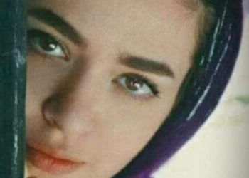 يامسافر برة الأيام خدني معاك …