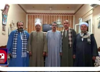 ” قطبي المريس ” العمدة أحمد عبدالجواد بخيت والنائب قناوي أبوالعباس”  في جلسة صلح ولم الشمل   