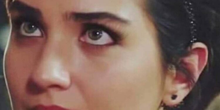 يَالِي سَالِي حِبِّي بِهَوَاكِ