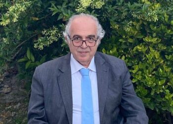 العبث السياسي والإعتدال