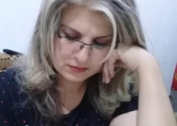 سلّم على أهلي على أترابي