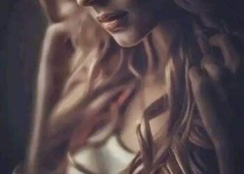 وكيف لا أعشقك ؟