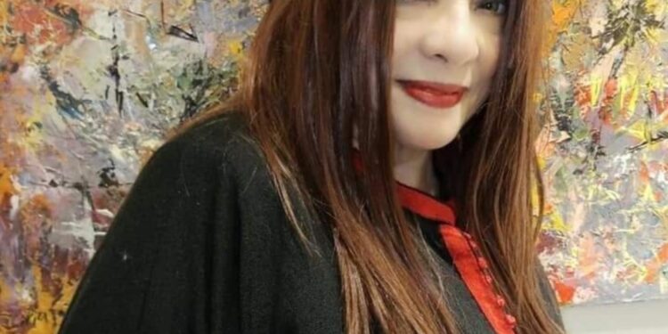 لا شيء يرافقني …