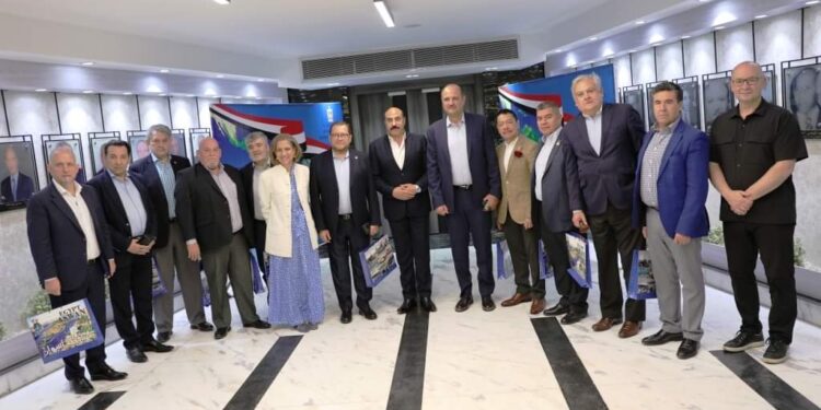 محافظ أسوان يستقبل مجموعة سفراء دول أمريكا اللاتينية