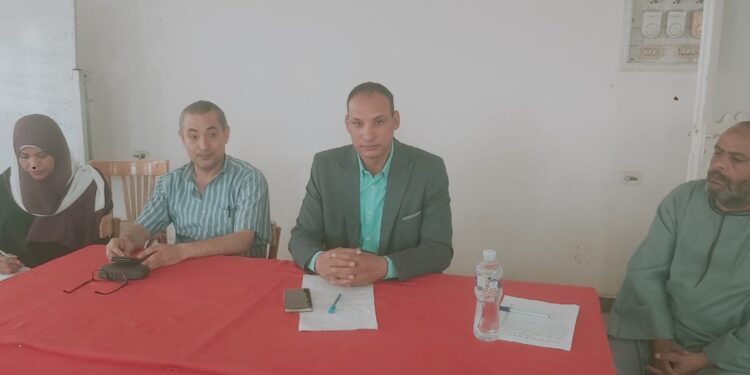 الدهرين يجتمع بمنسقى إتحاد شباب ارمنت .