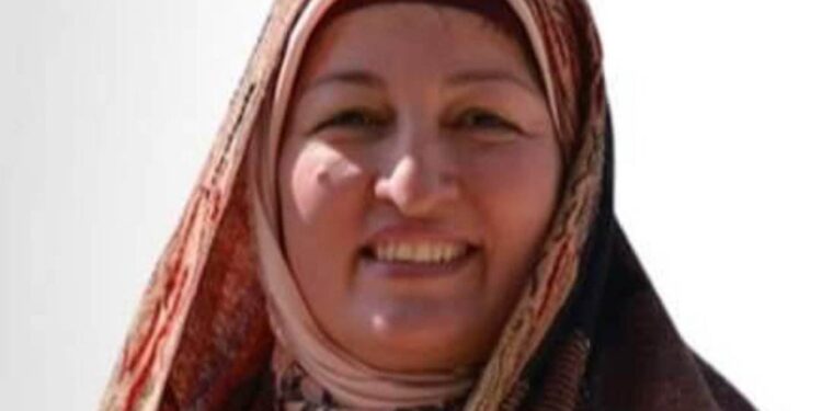 اقفُ على نقطة ضوءٍ …