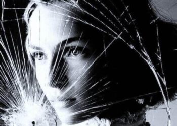 امرأة من زمنٍ آخر