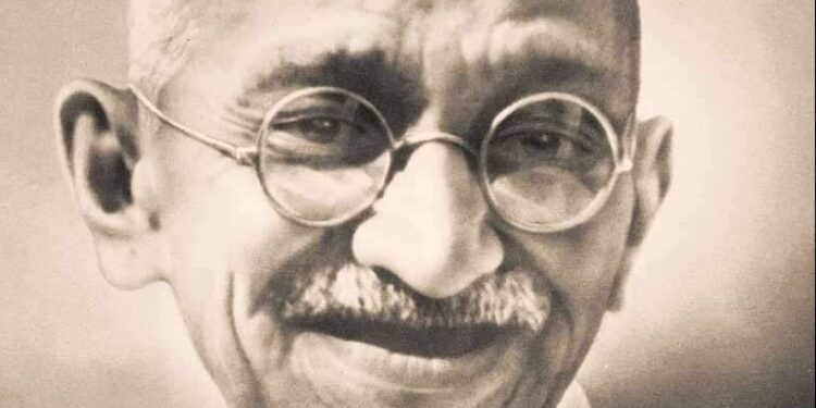 ماذا يقول المهاتما غاندي ؟!