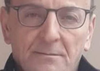 قتلوني بحنانٍ..