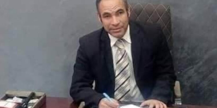 مد الذراع الي السماء …