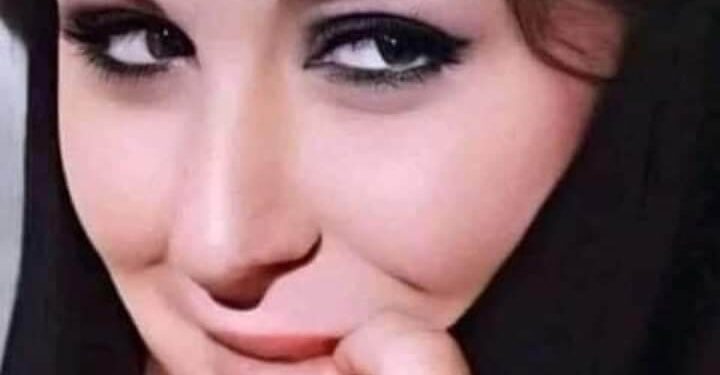 وراودها ذاك الذي  في قلبها