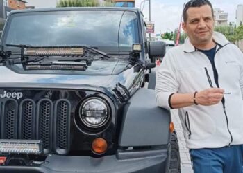 يسبقني غد حائر بين غياهب المفردات …