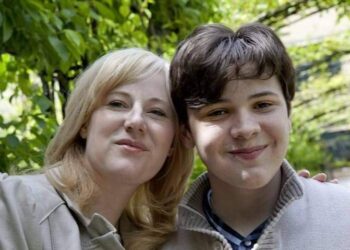 عبقرية أم …