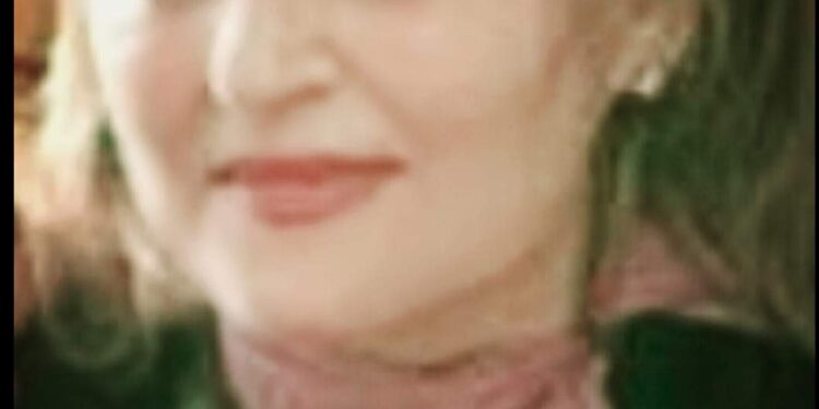 ليل عينيكَ …