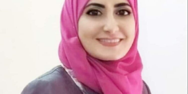 أنا يا هَمُّ مِن ماءٍ وطينِ …