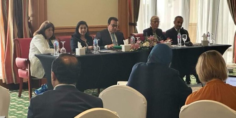 وزير الصحة يشارك في المنتدى الإقليمي للقبالة بمدينة شرم الشيخ