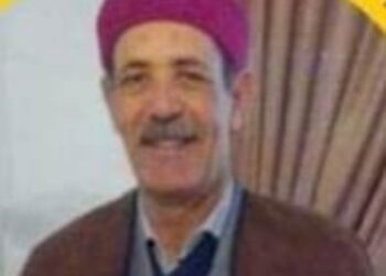 أيا امرأة نثرتني بعينيها على الشرفات …