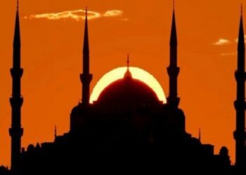 مواقيت الصلاة اليوم الجمعة 5 مايو 2023 في القاهرة والمحافظات