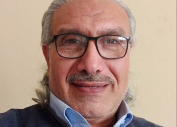 إِن اِبْتَعَدَتَ فَدَوْماً سَوْفَ أَقْتَرِب