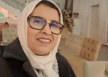 سألتُ العرافة