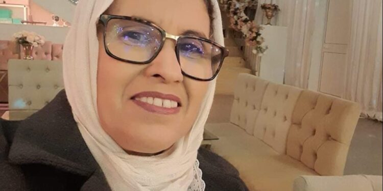 سألتُ العرافة